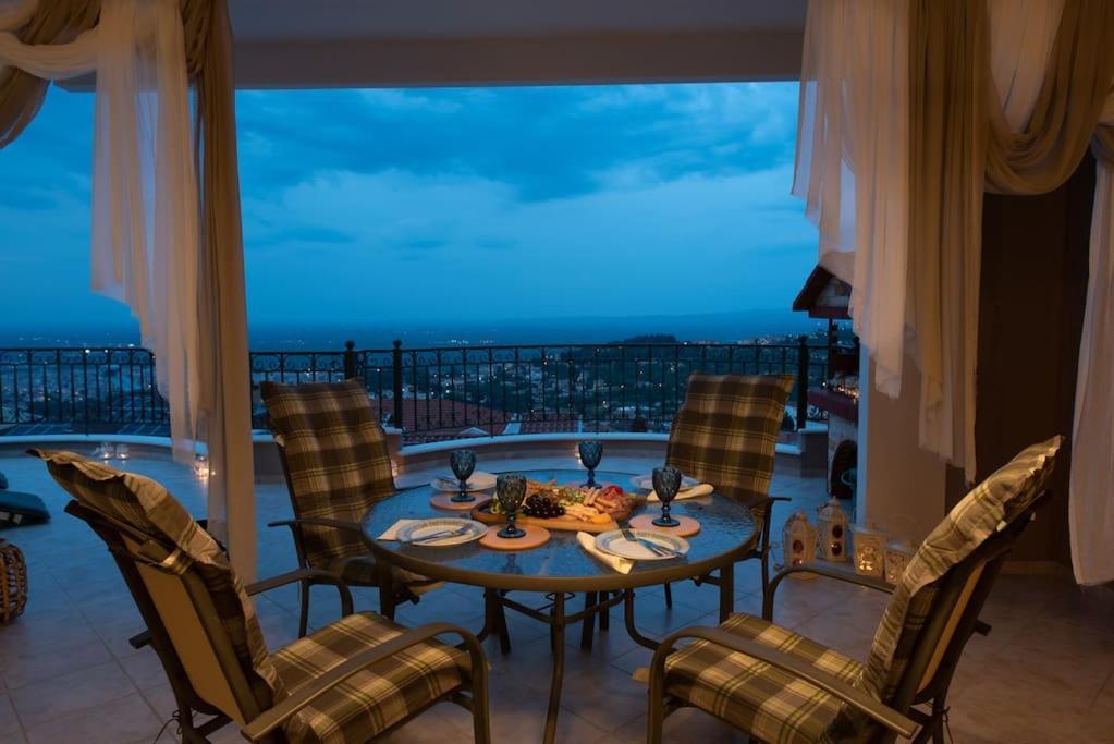 Amazing View With Huge Balcony Apartment Veria  Exterior foto