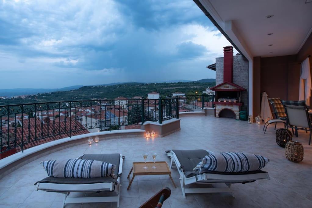Amazing View With Huge Balcony Apartment Veria  Exterior foto