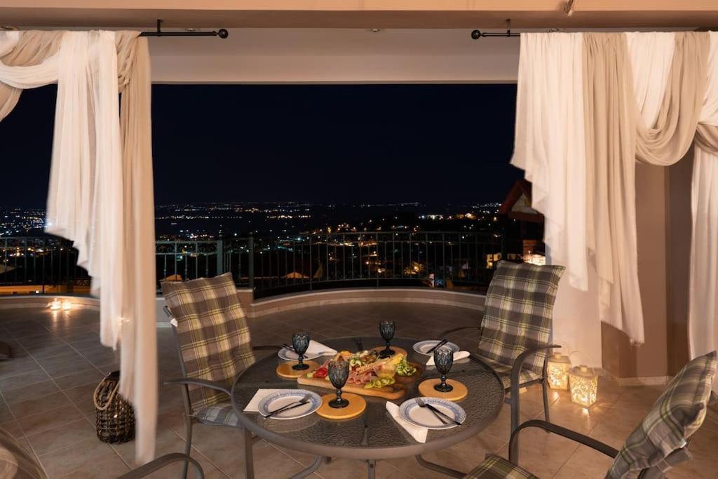 Amazing View With Huge Balcony Apartment Veria  Exterior foto